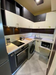 Modern 1BR Apartment with Garden View & Free street parking - Plovdiv - 9