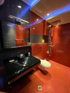 Modern 1BR Apartment with Garden View & Free street parking - Plovdiv - 6