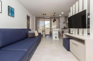 Porto Madero 305 – Apartamento Moderno em Condomínio com Piscina e Academia no Rooftop no Centro de Bombinhas. - Bombinhas - 7