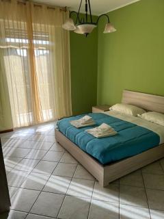 Orio Relax 24h Airport 1 - 3 minute from arrival by bus - 9