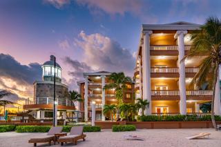 Lighthouse Beach Villas - San Pedro - 0