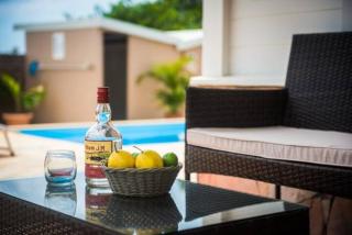 Villa créole et bien etre exclusif avec piscine et jacuzzi privé - 2