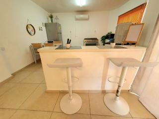 Barak Royal suites 20 Garden jacuzzi - ג'קוזי בחצר - 4