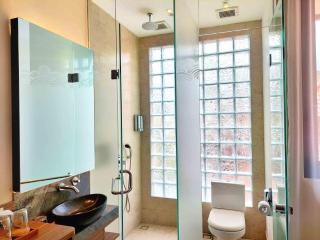 The Batu Hotel & Villas - Batu - 3