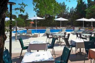 Mobile home in Camp Paklenica, Starigrad, on beach - Starigrad-Paklenica - 6