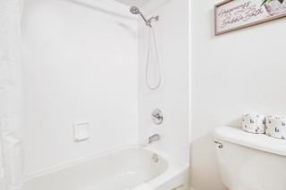 Landmark Resort 1208 - Myrtle Beach - 2