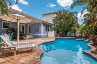 Bean Point Beach Cottage: North End Pool Home, Close to Beach & Bay by Anna Maria Life - 9