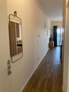 Moderný apartmán A408 v centre NR, parkovanie v cene - 1