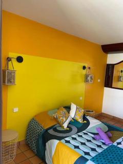 Studio au soleil levant, avec piscine - La Trinité - 9