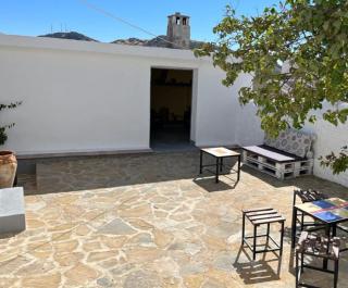 Casa Béjar, Tranquila casa con chimenea, patios, junto a la piscina - Cañete la Real - 3