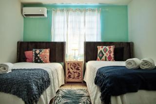 Salinas House - The World’s favorite stay! - Salinas - 4