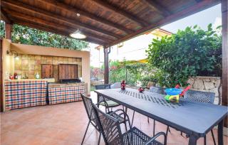 Nice Home In Marina Di Modica With Wifi - Marina di Modica - 2
