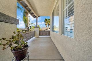 Pool-BBQ-View-Balcony-Fireplace-King-Garage-WD - Lake Elsinore - 7