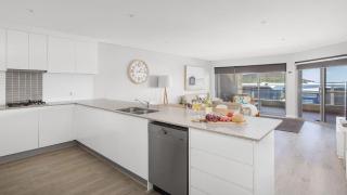 Solaris - Fingal Bay - 7