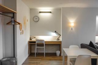 Carnation Residence - 9