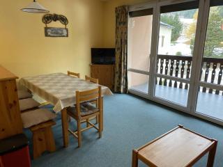 Appartement F2 cabine 6 pers. avec wifi et parking aux Angles - FR-1-295-138 - 9