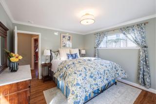Charming Garden Cottage- steps to historic Old Town Half Moon Bay - Half Moon Bay - 1