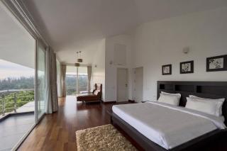 StayVista at The Lilly Ooty with Breakfast - Ooty - 2