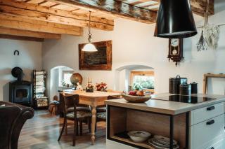ČÁKYHO KÚRIA - mezonetový apartmán s krbom a saunami - Smižany - 9