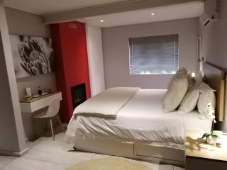 Lauradale Accommodation - 1