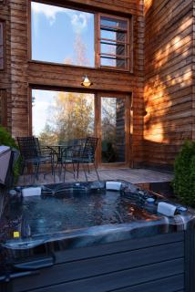 Pinus Villas Lodge with Private Jacuzzi & Phyto-Sauna Retreat - 8