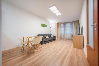 Modern Apartment With Garage - Budapest - 4