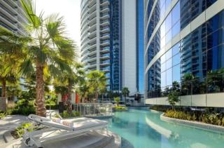 Spacious 1BR Apartment in Damac Paramount Towers BB - 1