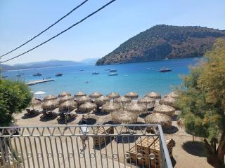 Big apartment on the beach - Tolo - 6