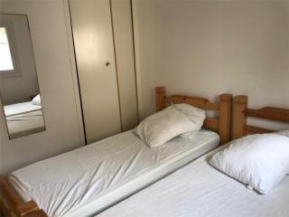 Magnifique T2 en bord de mer, 4 couchages, terrasse, parking, plage à pied, proche commerces et Aqualand - FR-1-81-56 - Port Leucate - 3