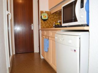 Appartement familial climatisé, proche mer et commerces, 2 pièces, 4 couchages, terrasse équipée - FR-1-225-240 - 5