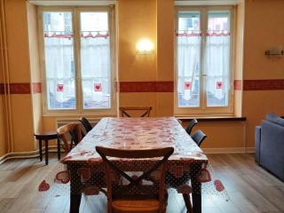 Appartement 2 chambres, 8 couchages, centre-ville Cauterets, WiFi gratuit, parking à proximité - FR-1-234-89 - Cauterets - 3