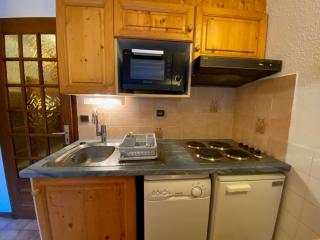 Studio 4 Pers au Pied des Pistes, Balcon Sud, Parking, Centre-Ville - FR-1-241-73 - 9