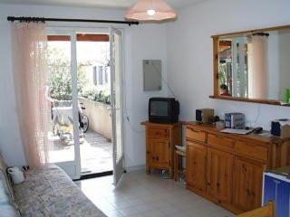 Charmante Villa T2 avec Terrasse, Clim en Option, Parking Privé, Proche Plage et Commerces - FR-1-81-279 - 9