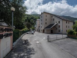 Appartement au calme, 6 pers, proche centre Saint-Lary, balcon sud, parking, navette pistes - FR-1-296-154 - 1
