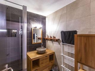 Appartement chaleureux 8 pers, 3 chambres, proche pistes à Eaux-Bonnes - FR-1-400-35 - Gourette - 1