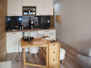 Studio rénové pour 2 pers, cœur de station, accès pistes, balcon sud - FR-1-322-307 - Les Orres - 1