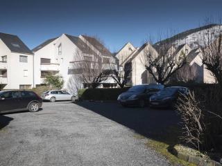 Appartement cosy proche centre-ville, téléphérique et thermes, exposé plein sud avec parking privé - FR-1-296-261 - 9