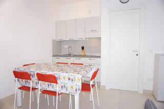 Flat with a private garden next to the sea - Porto Santa Margherita di Caorle - 4