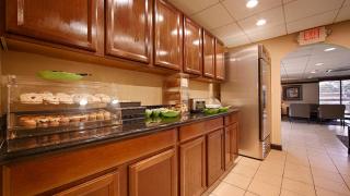 SureStay Hotel by Best Western East Brunswick - East Brunswick - 7