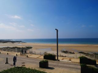 Quiberon: Appartement 3 pièces avec balcon et parking près du centre - FR-1-478-37 - Quiberon - 1