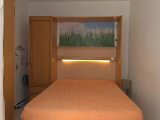 Appartement T1 avec balcon, climatisation et parking près du Parc Charles de Gaulle à Balaruc-les-Bains - FR-1-553-101 - 5