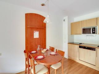 Appartement T2 pour 4 pers. avec terrasse, piscine couverte et salle de fitness, proche des pistes - FR-1-404-199 - La Mongie - 8