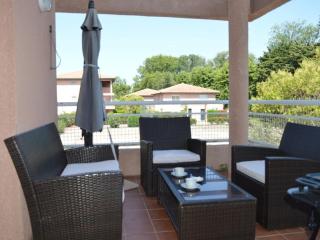 Appartement 3 Pièces à Saint-Cyprien : 6 Couchages, Piscine, Terrasse, Parking et WIFI - FR-1-225D-68 - Saint-Cyprien Plage - 0