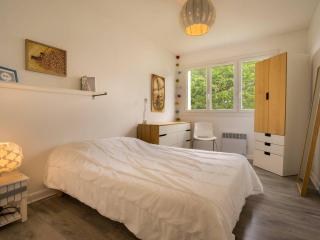 Carnac Plage: Grand 3P avec Loggia, Wifi, Parking, proche commerces et plage - FR-1-477-30 - Carnac - 1