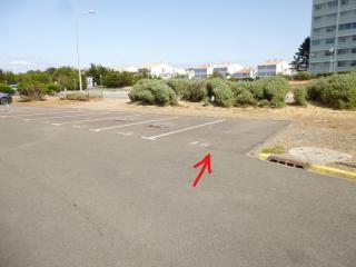 Appartement 2 pièces, balcon, parking, animaux admis, plage à pied - FR-1-224C-58 - 1
