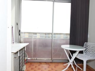 Appartement T1 confortable - climatisé, proche des thermes, avec loggia et équipements modernes - FR-1-553-10 - Balaruc-les-Bains - 3