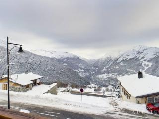 Superbe Duplex Savoyard pour 13 pers. avec Cheminée et Balcons, à 300m des Pistes - FR-1-398-616 - Montvalezan - 3