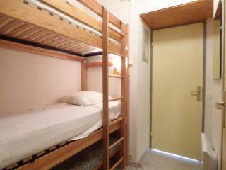 Studio cosy au pied des pistes - 4 pers, balcon, ascenseur, casier à skis, parkings gratuits - FR-1-602-31 - Arette - 0