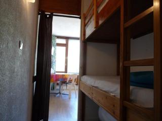 Studio 4 pers, pistes, ascenseur, balcon, parking, casier skis - FR-1-602-70 - Arette - 0