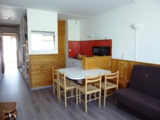 Appartement 6 personnes avec balcon, parking, accès pistes - FR-1-602-28 - 1